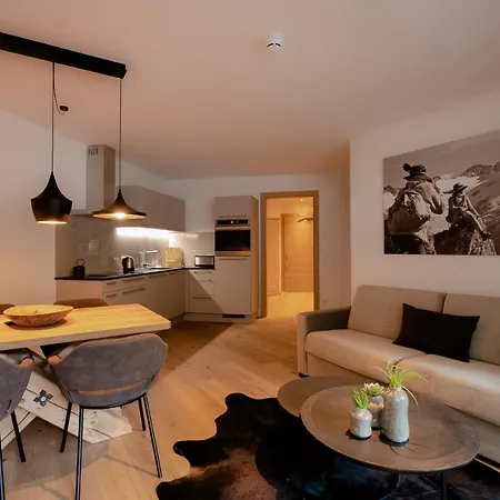 Chalet Chaletdorf - Pitztal *