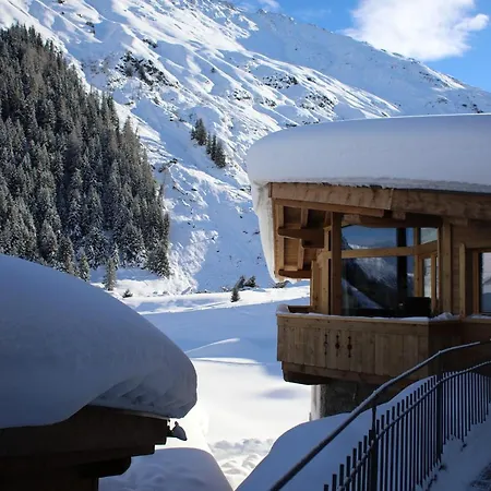 Chaletdorf - Pitztal Chalet Sankt Leonhard im Pitztal
