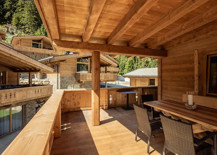 Chalet Chaletdorf - Pitztal *